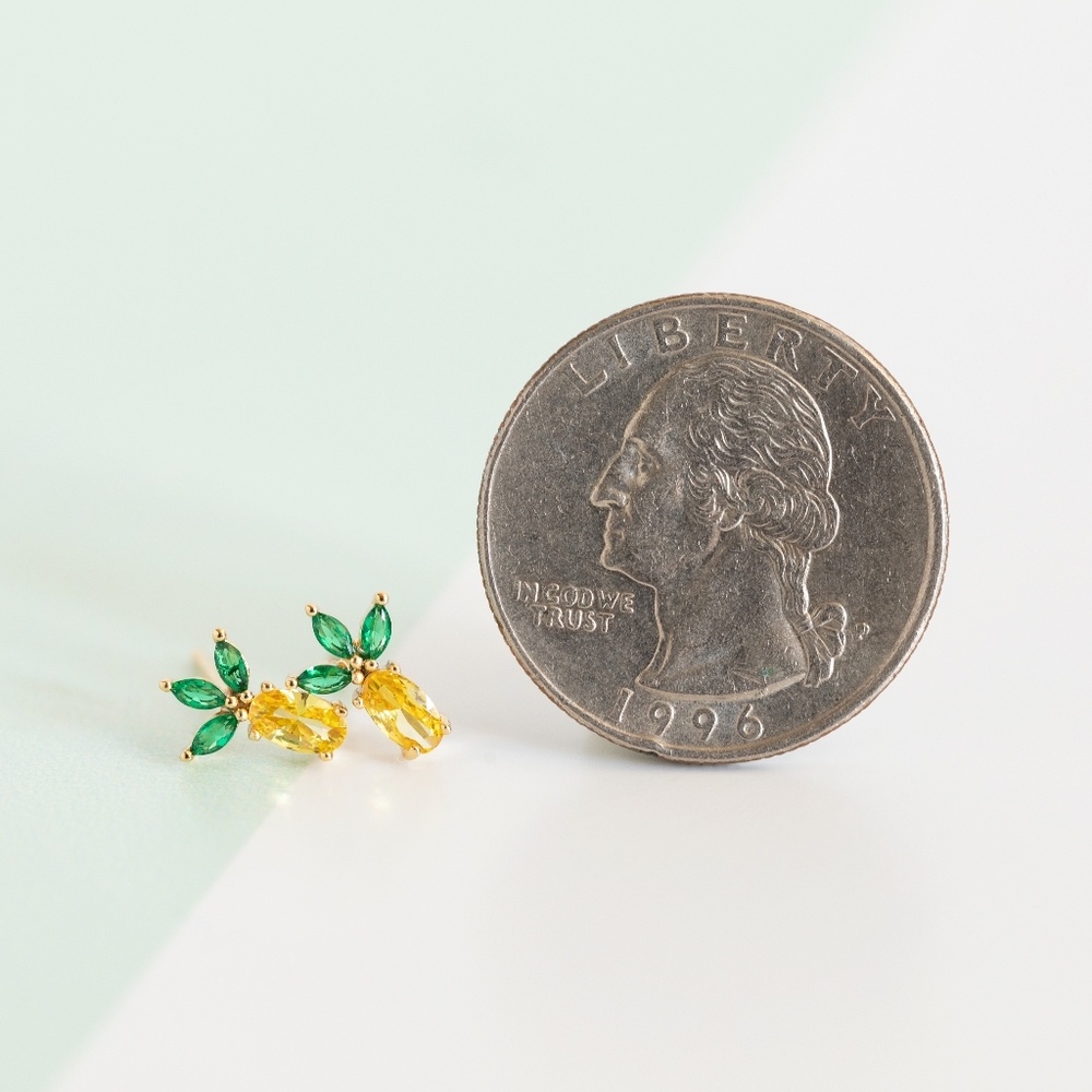 Pineapple Studs (S925) - Picture 9 of 9
